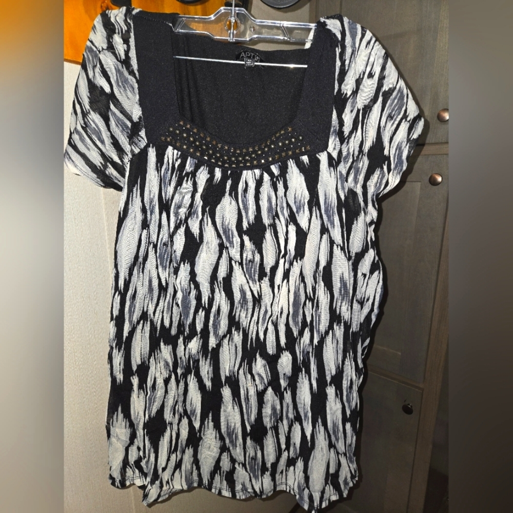 ***APT 9 WOMENS BLACK AND WHITE CHIC BLOUSE (3X) - Picture 1 of 8